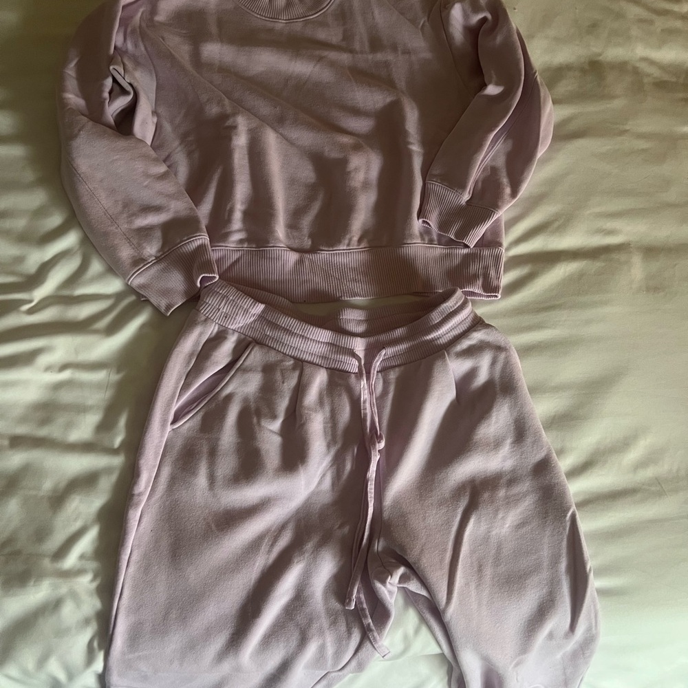 Lavender Sweatshirt and Jogger Set